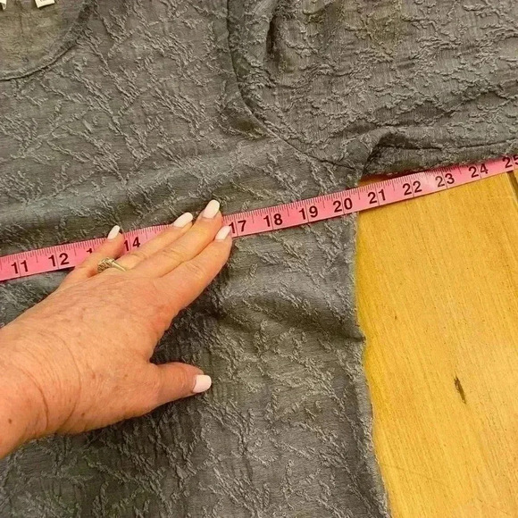 Vince Jacquard Women's Wool Blend Long Sleeve Lace Textured Sheer Gray large - Picture 8 of 9